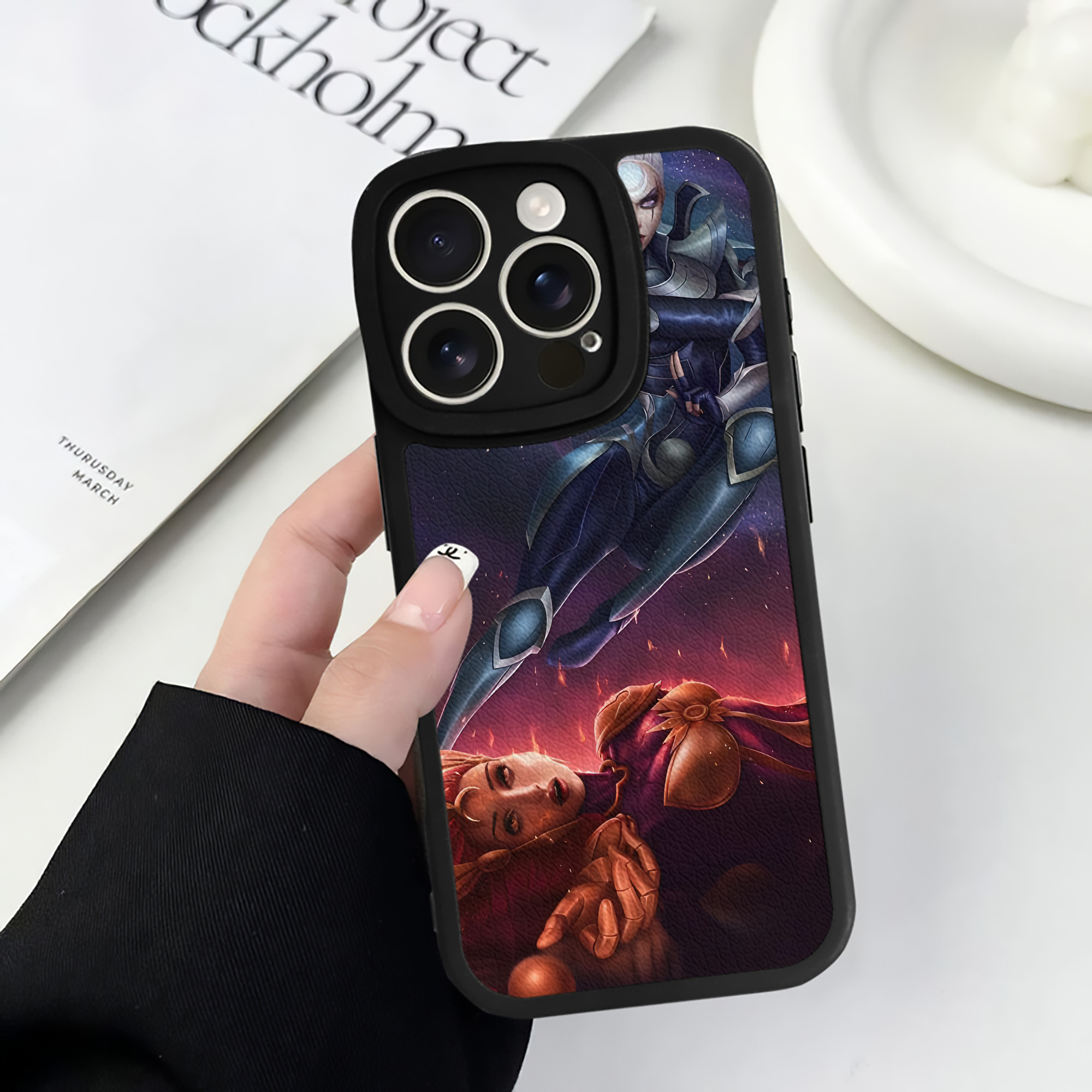 リーグ・オブ・レジェンド League of Legends LOL 【iPhone 16シリーズ対応】シリコンスマホケース（レザー調） 材質：シリコン